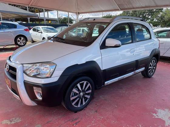 TOYOTA ETIOS CROSS 1.5 16V FLEX 4P MANUAL